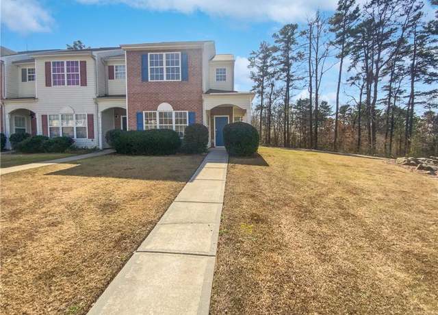 Property at 3180 Oakley Pl, Union City, GA 30291, 3 beds, 2.5 baths