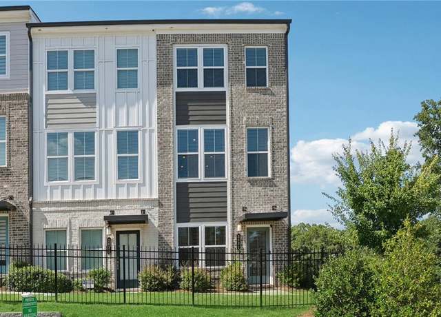 Property at 2631 Creekside Dr NW, Atlanta, GA 30318, 2 beds, 2.5 baths