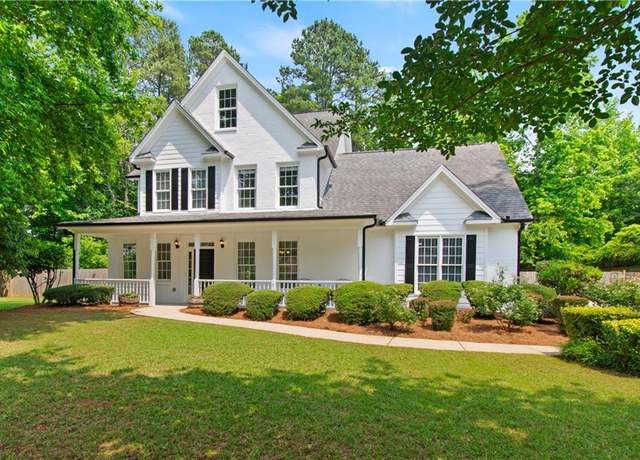 Property at 7525 Finley Dr, Gainesville, GA 30506, 3 beds, 2.5 baths