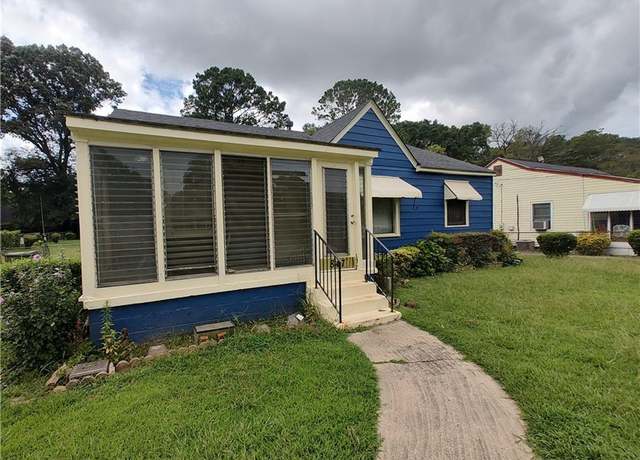 Property at 847 Midway St SE, Atlanta, GA 30315, 3 beds, 1 bath