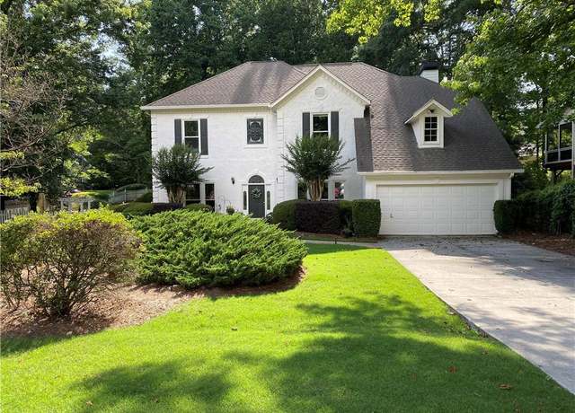 Property at 5440 Cameron Forest Pkwy, Johns Creek, GA 30022, 5 beds, 3.5 baths