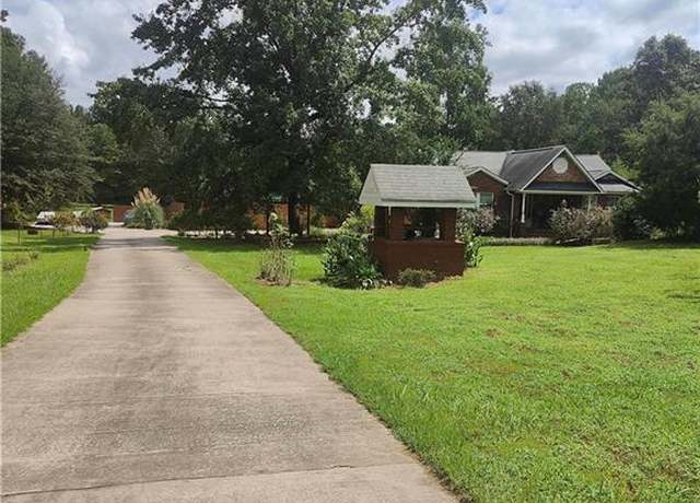 Property at 309 Mangham Rd, Griffin, GA 30224, 3 beds, 2.5 baths