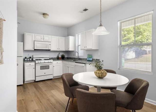 Property at 4457 Watson Rdg, Stone Mountain, GA 30083, 3 beds, 2.5 baths