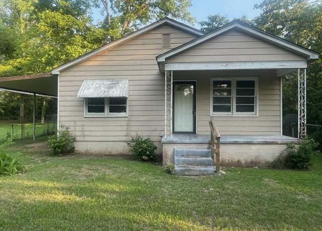 Property at 1324 E 1st Ave, Albany, GA 31705, 2 beds, 1 bath