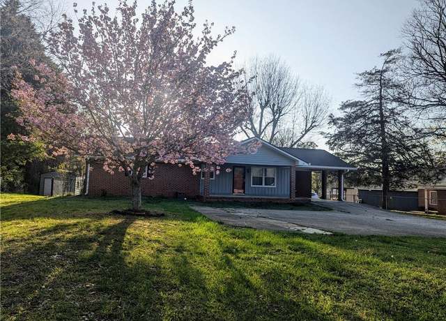 Property at 284 Carrollton St, Buchanan, GA 30113, 4 beds, 2 baths