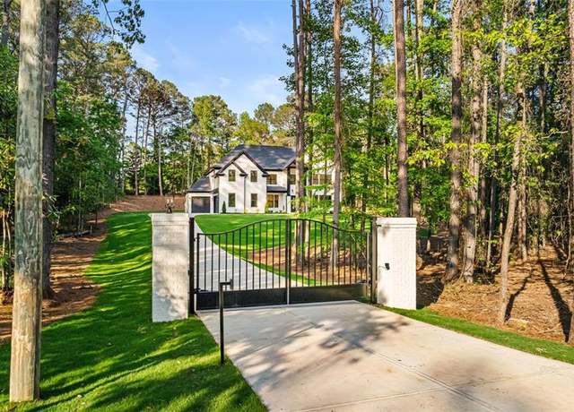 Property at 400 Auburn Rd, Auburn, GA 30011, 5 beds, 5.5 baths