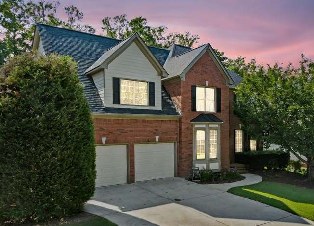 Property at 5509 Hedge Brooke Dr NW, Acworth, GA 30101, 7 beds, 4.5 baths