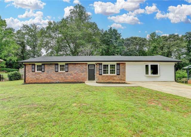 Property at 3799 Sweetbriar Cir, Lithia Springs, GA 30122, 3 beds, 2 baths