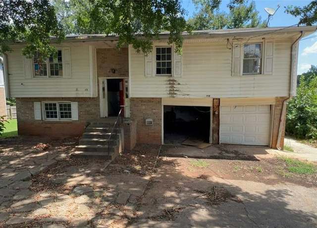Property at 1936 Snapfinger Rd, Decatur, GA 30035, 4 beds, 3.5 baths