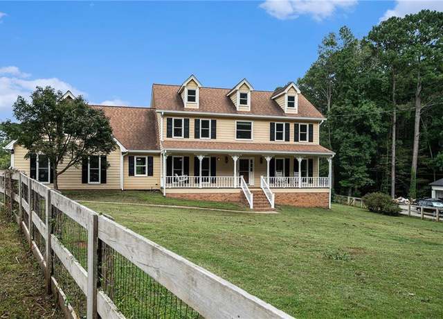 Property at 4390 Inns Brook Dr, Snellville, GA 30039, 4 beds, 2.5 baths