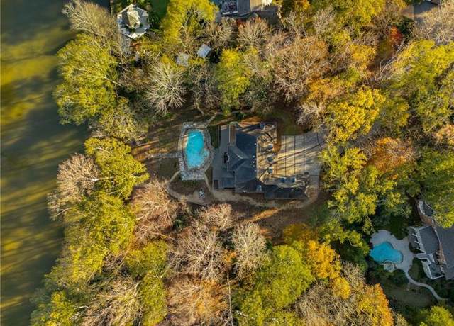 Property at 1840 Brandon Hall Dr, Atlanta, GA 30350, 5 beds, 6.5 baths
