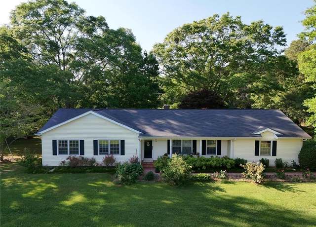 Property at 2262 Rat Kinney Rd, Statham, GA 30666, 3 beds, 2 baths