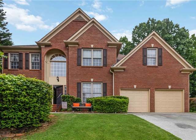 Property at 3780 Summit Gate Dr, Suwanee, GA 30024, 6 beds, 4 baths