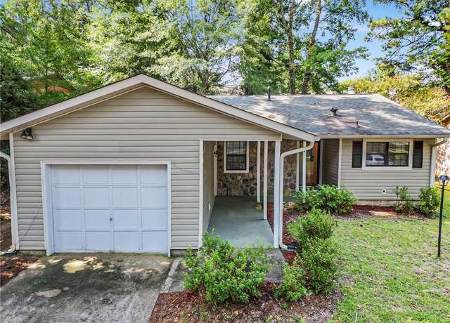 Property at 778 Villa Way, Jonesboro, GA 30238, 3 beds, 2 baths
