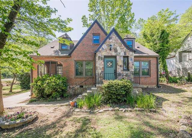 Property at 1884 Montrose Dr, East Point, GA 30344, 4 beds, 2 baths
