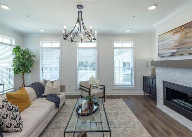 Property at 114 Iveybrooke Ln #62, Alpharetta, GA 30009, 3 beds, 2.5 baths