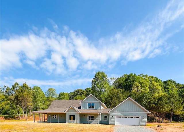 Property at 90 Cold Springs Rd, Ellijay, GA 30540, 3 beds, 3.5 baths