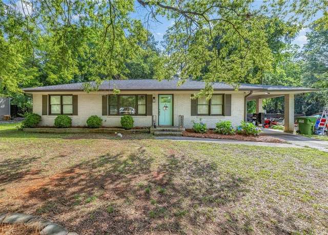 Property at 312 Glen Iris Dr, Monroe, GA 30655, 3 beds, 2 baths
