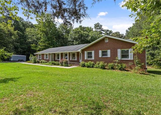 Property at 1051 Rock Springs Rd, Lawrenceville, GA 30043, 4 beds, 3.5 baths