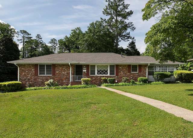 Property at 286 Sequoia Dr NE, Marietta, GA 30060, 3 beds, 2 baths