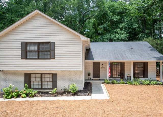 Property at 2377 Emory Ln, Marietta, GA 30068, 5 beds, 3 baths