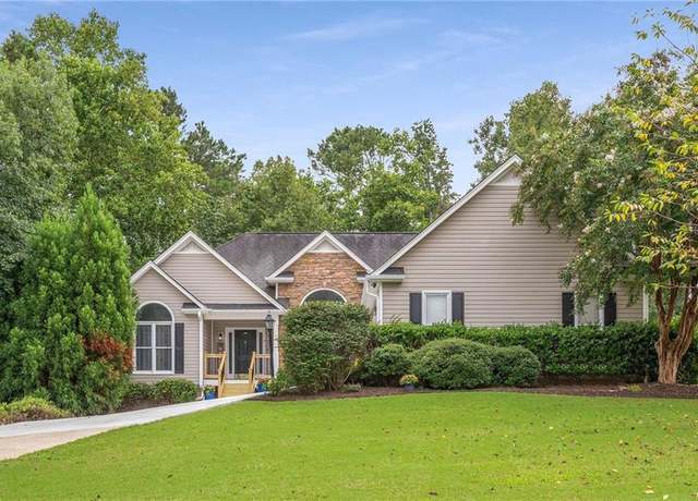 Property at 462 Whitby Dr, Douglasville, GA 30134, 3 beds, 2 baths
