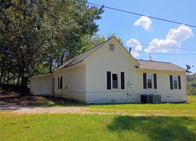Property at 4022 Sutton Rd, Gainesville, GA 30506, 3 beds, 1 bath