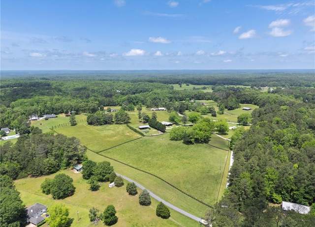 Property at 30 Farmstead Ln, Chattahoochee Hills, GA 30268
