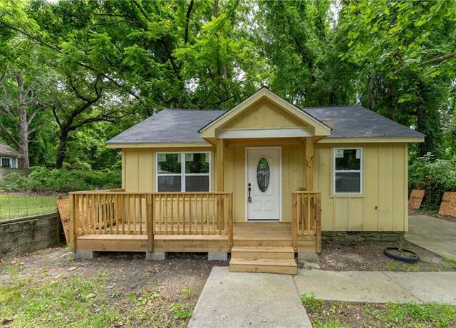 Property at 2064 Chicago Ave NW, Atlanta, GA 30314, 2 beds, 1 bath
