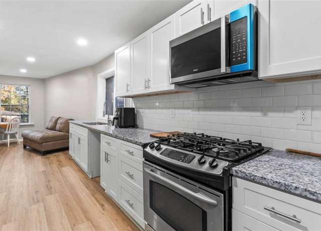 Property at 3189 Bellgreen Way, Decatur, GA 30032, 4 beds, 2.5 baths