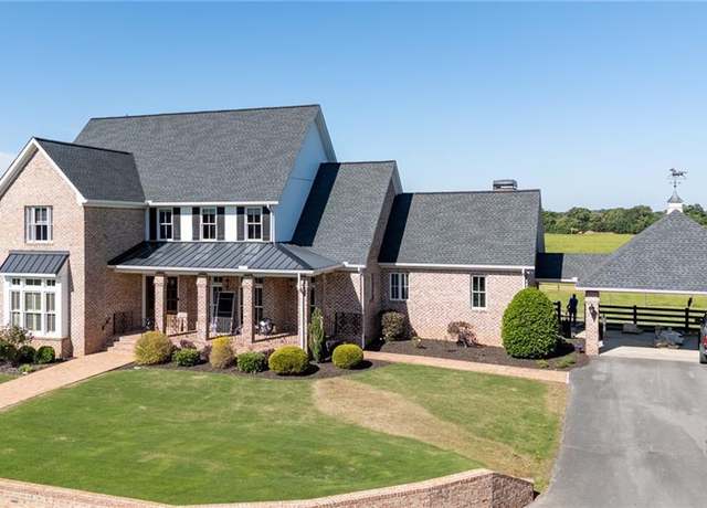 Property at 311 Langston Rd SE, Calhoun, GA 30701, 5 beds, 6.5 baths