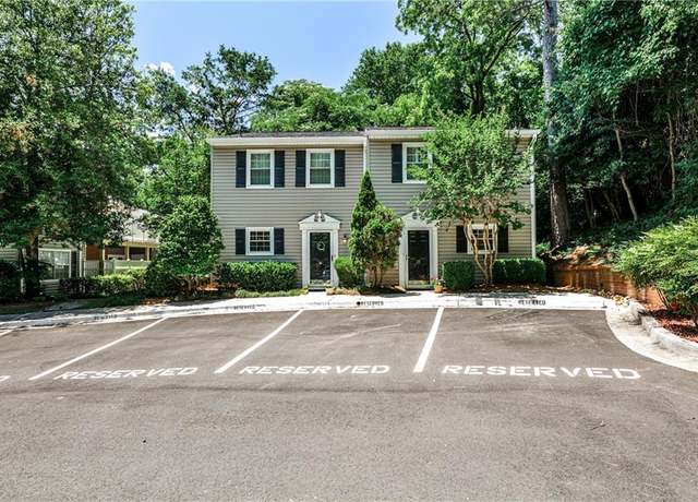Property at 1750 Clairmont Rd #35, Decatur, GA 30033, 2 beds, 2.5 baths