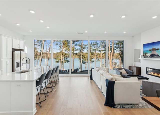 Property at 106 Marina Parc Dr, Waleska, GA 30183, 2 beds, 2 baths