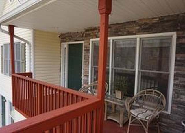 Property at 3265 Greenhill Ct, Villa Rica, GA 30180, 6 beds, 3.5 baths