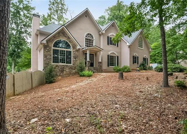 Property at 5715 Brynwood Cir NW, Acworth, GA 30101, 4 beds, 4.5 baths