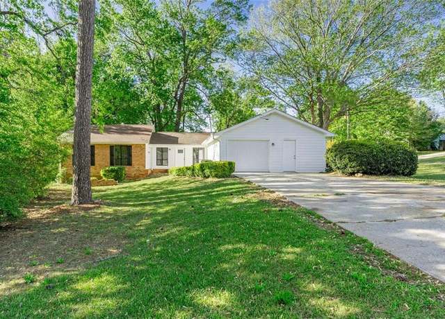 Property at 2254 Lisbon Ln, Jonesboro, GA 30236, 4 beds, 2 baths