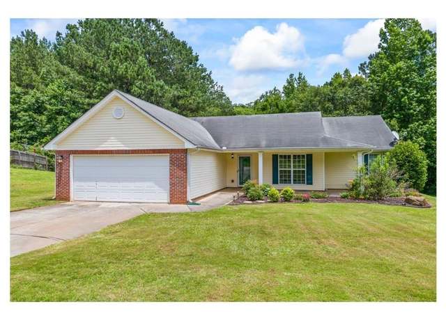 Property at 560 Pin Oak Dr, Bethlehem, GA 30620, 3 beds, 2 baths