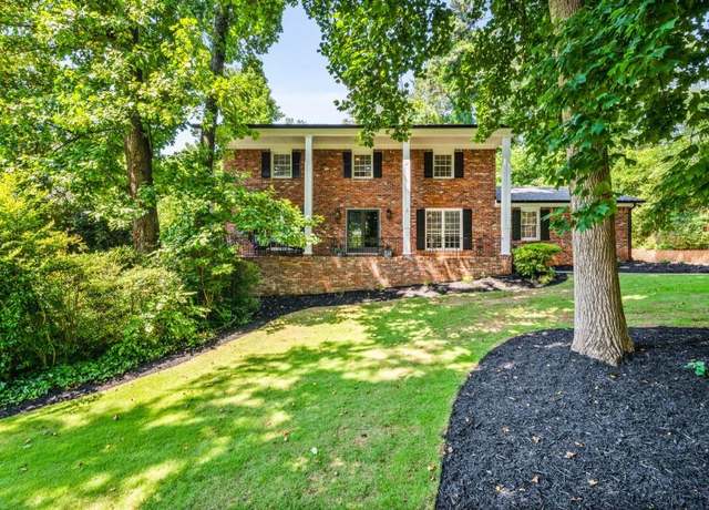 Property at 285 Jade Cove Dr, Roswell, GA 30075, 4 beds, 2.5 baths