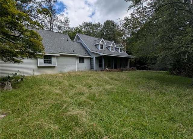 Property at 6400 Rockland Rd, Stonecrest, GA 30038, 4 beds, 2 baths