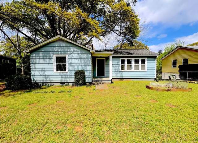 Property at 725 Washington Ave NE, Marietta, GA 30060, 2 beds, 1 bath