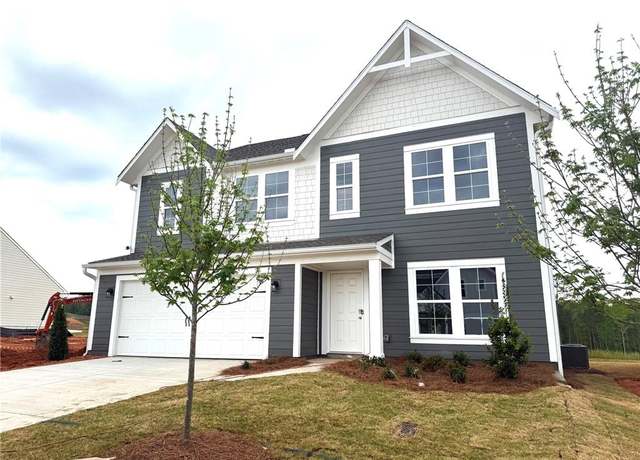 Property at 39 Warrior Ct, Hoschton, GA 30548, 5 beds, 2.5 baths