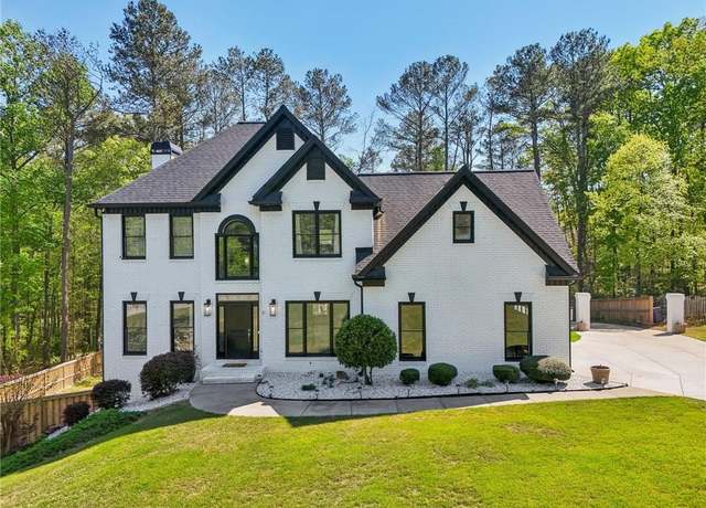 Property at 1961 Flowering Dr, Grayson, GA 30017, 4 beds, 2.5 baths