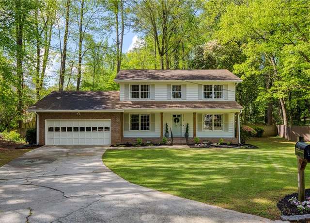 Property at 3719 Northbrook Ct, Atlanta, GA 30340, 4 beds, 3 baths