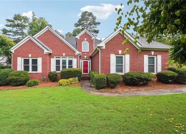 Property at 4440 Weston Dr SW, Lilburn, GA 30047, 4 beds, 3 baths