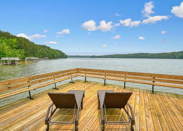 Property at 627 Apache Trl, Woodstock, GA 30189, 7 beds, 4.5 baths