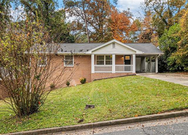 Property at 796 Vanderbilt Ct NW, Atlanta, GA 30318, 6 beds, 3 baths