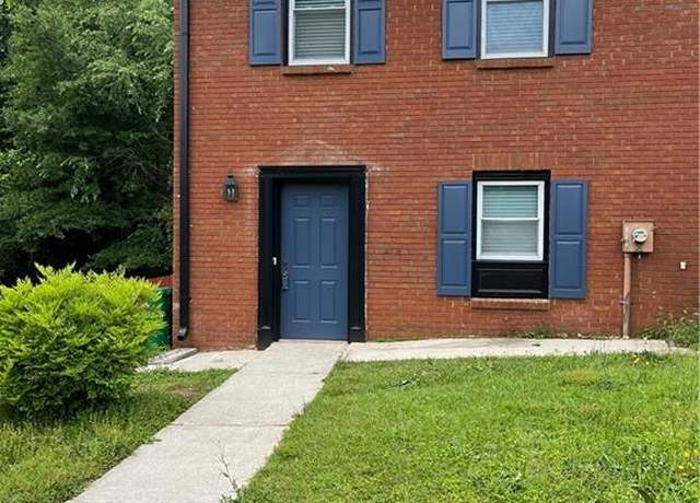 Property at 1001 Park Gate Pl, Stone Mountain, GA 30083, 2 beds, 2.5 baths