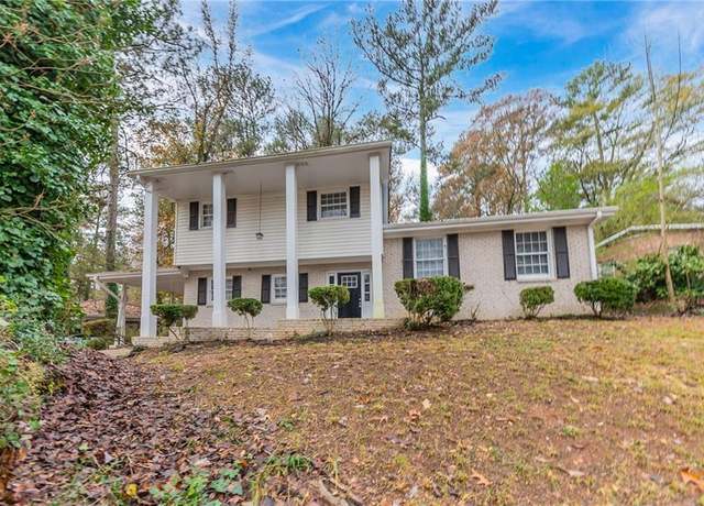 Property at 3390 Glenview Cir SW, Atlanta, GA 30331, 4 beds, 2 baths