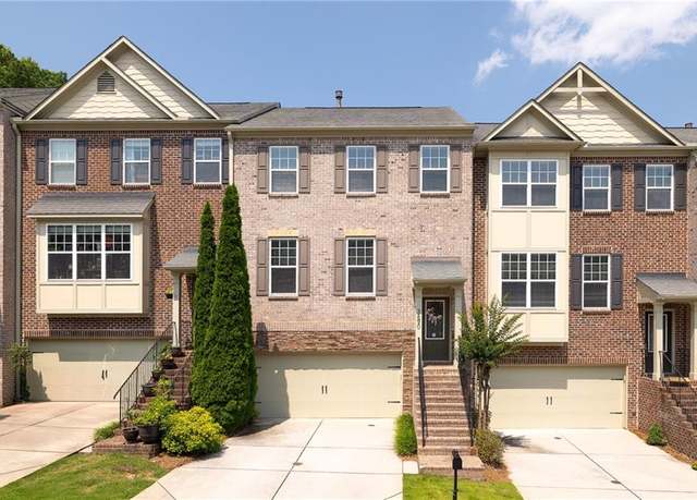 Property at 3690 Lambert Ln NE, Brookhaven, GA 30319, 3 beds, 3.5 baths