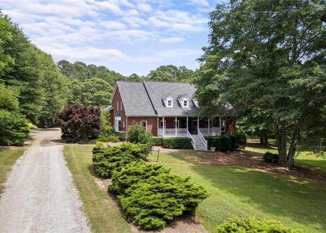 Property at 3651 Chandler Haulk Rd, Loganville, GA 30052, 5 beds, 3.5 baths